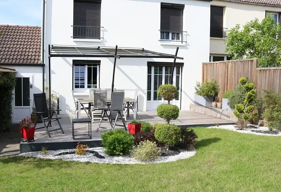 Pourquoi aménager vos extérieurs au Mans - DLG Habitat Conseil vous répond